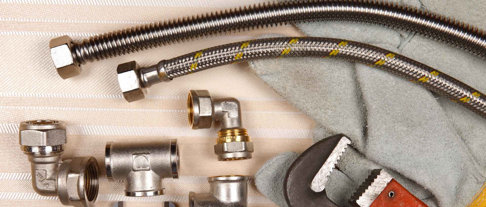 Emergency plumbers IG9